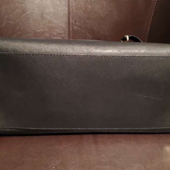 MK- Saffiano Leather Large Jet Set Double Zip Tote - Picture 6 of 15